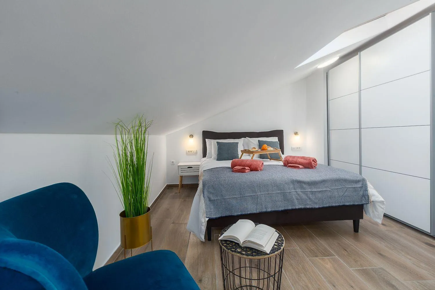 Modernes Apartment Nur 250 Meter Zum Strand Mit Privatem Balkon, Grill, Wifi Porec